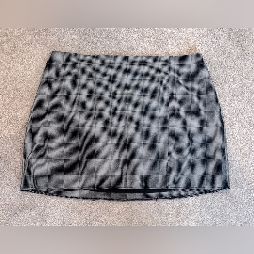 Houndstooth Print Skirt